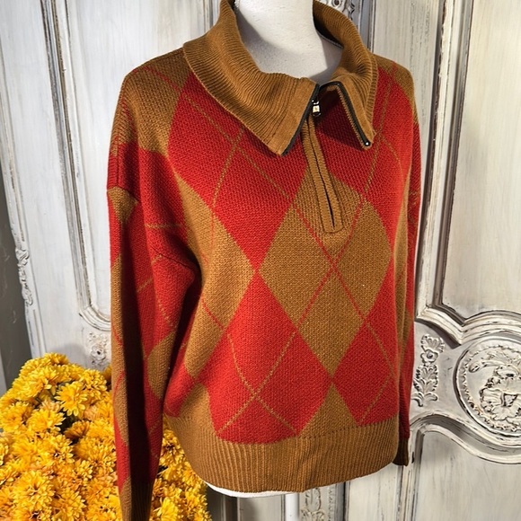 Cider Red and Gold Argyle 1/4  Front Zip Long Sleeve Sweater Preppy Academia - Picture 2 of 10